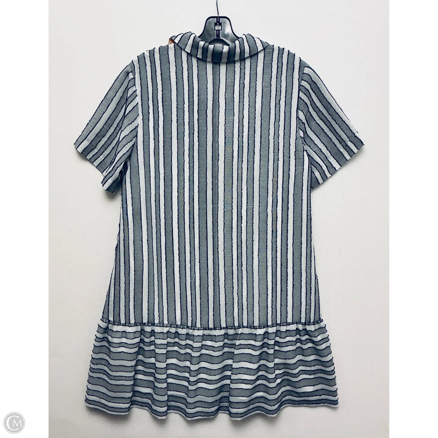 Dress Casual Short By Crosby In Grey, Size: L