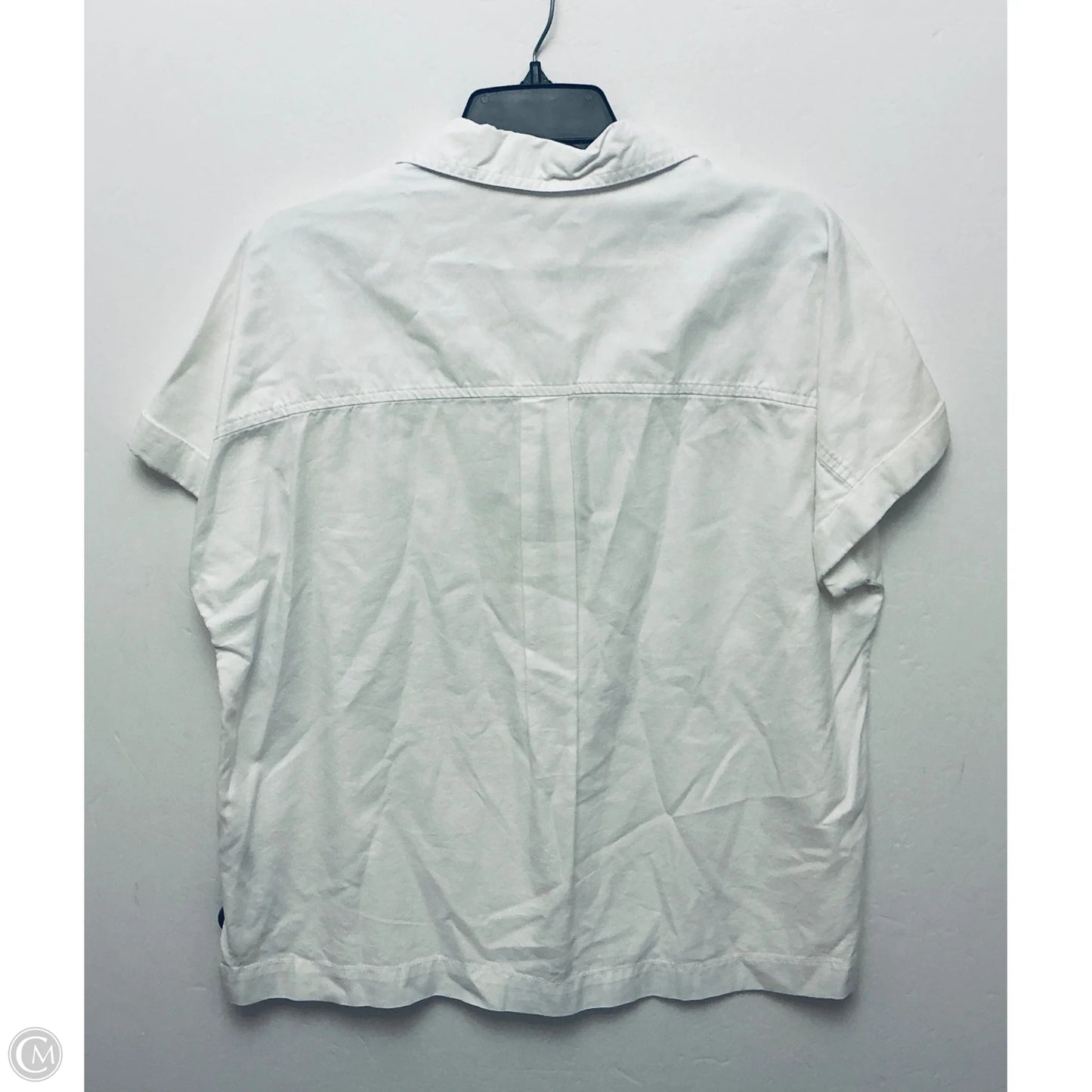Top Short Sleeve By Universal Thread In White, Size: M