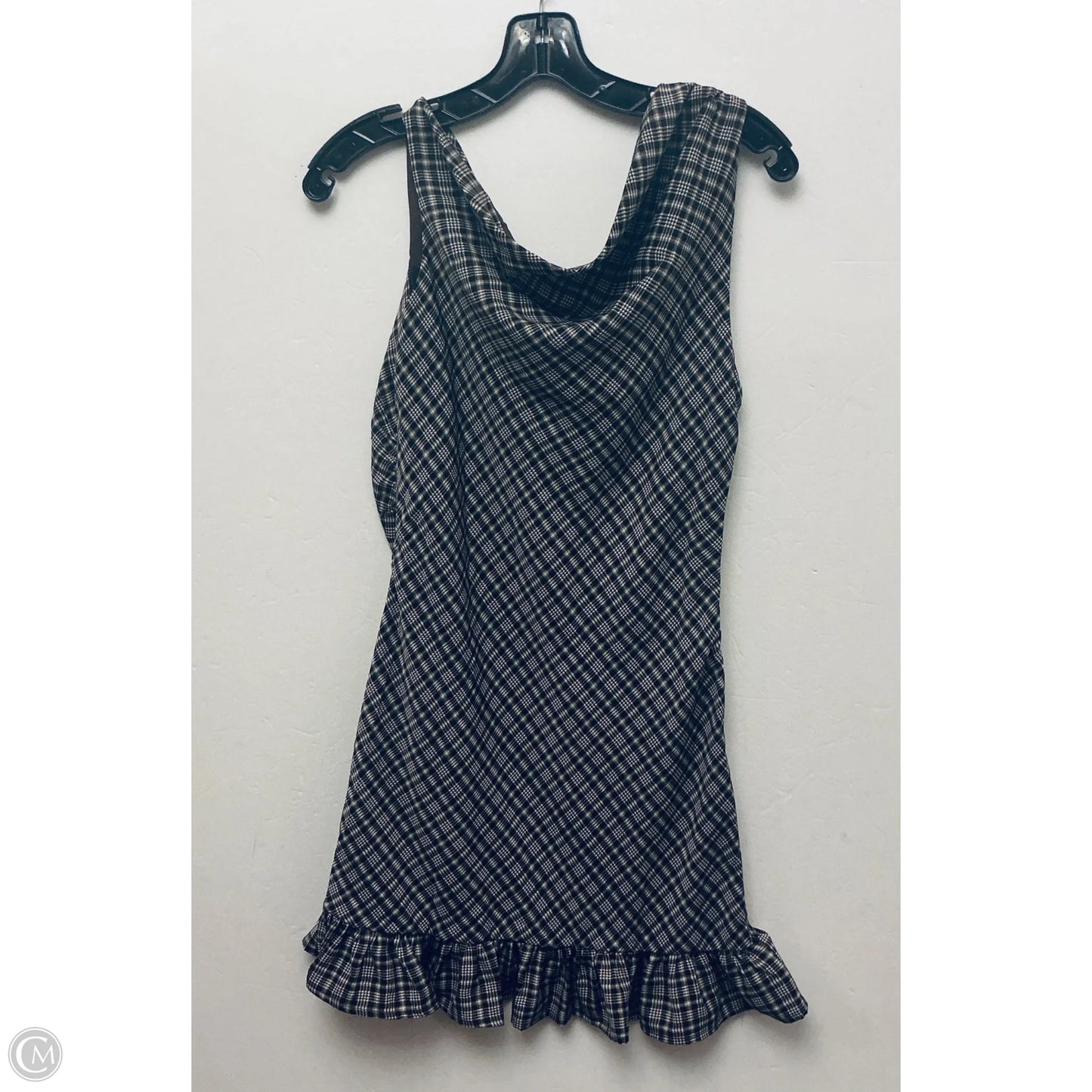 Dress Casual Short By Vici In Plaid Pattern, Size: L