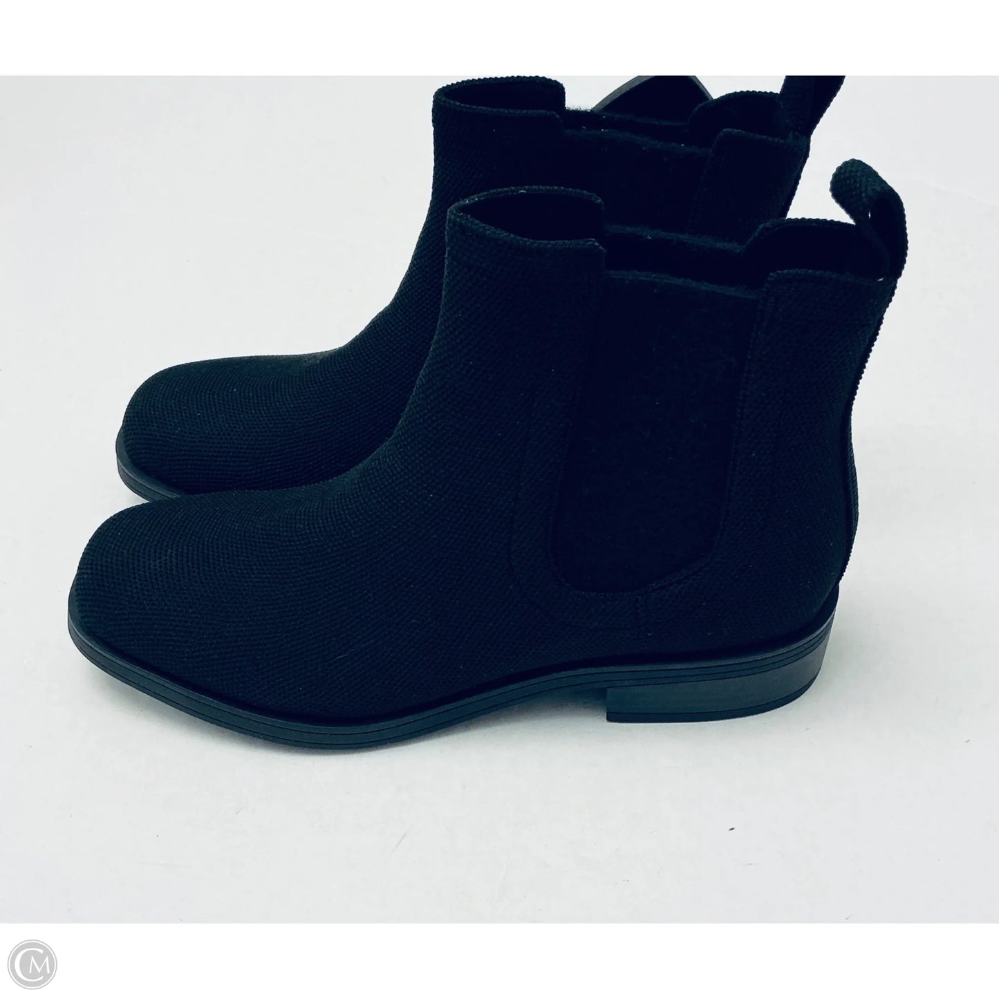 Boots Ankle Flats By Vivaia In Black, Size: 7