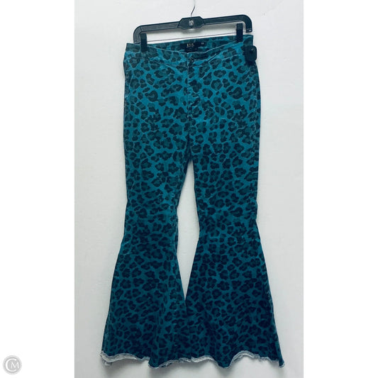Jeans Flared By Clothes Mentor In Animal Print, Size: 10