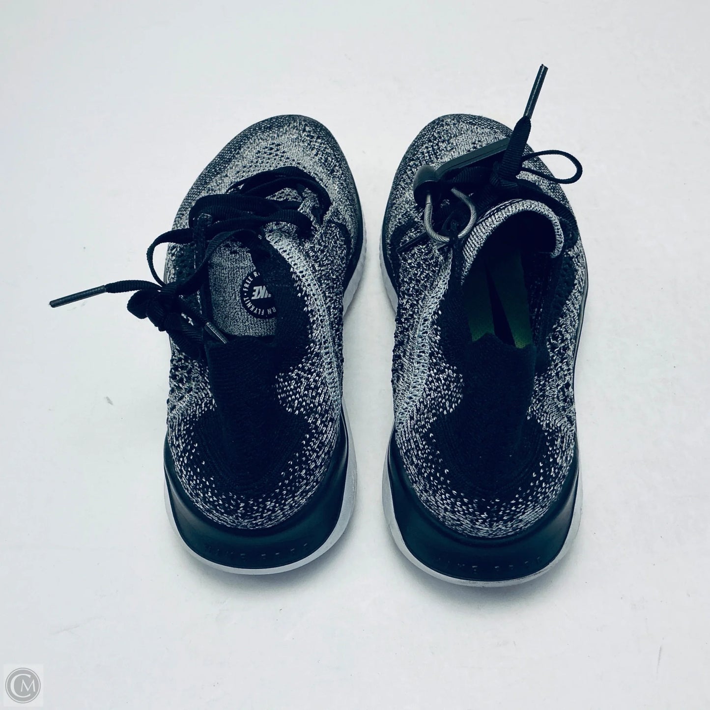 Shoes Athletic By Nike In Grey, Size: 6