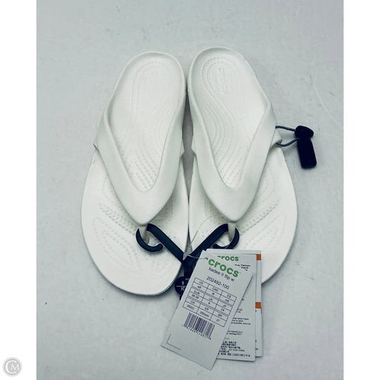Sandals Flip Flops By Crocs In White-colored, Size: 8