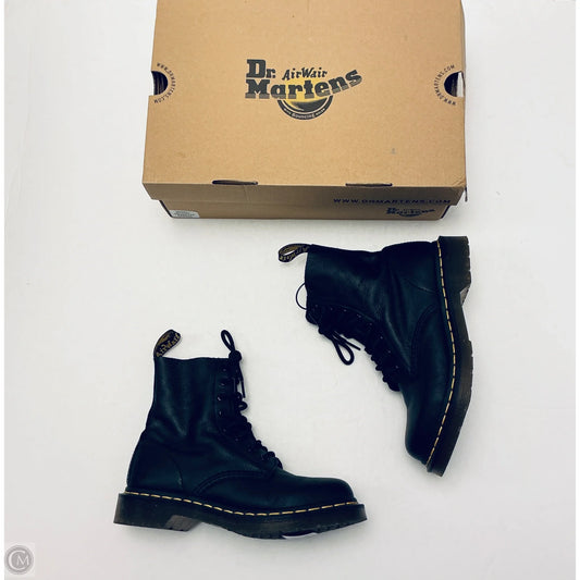 Boots Ankle Flats By Dr Martens In Black, Size: 7