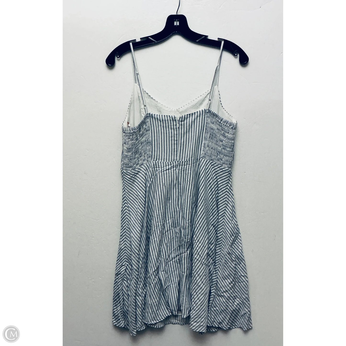 Dress Casual Short By Old Navy In Striped Pattern, Size: L