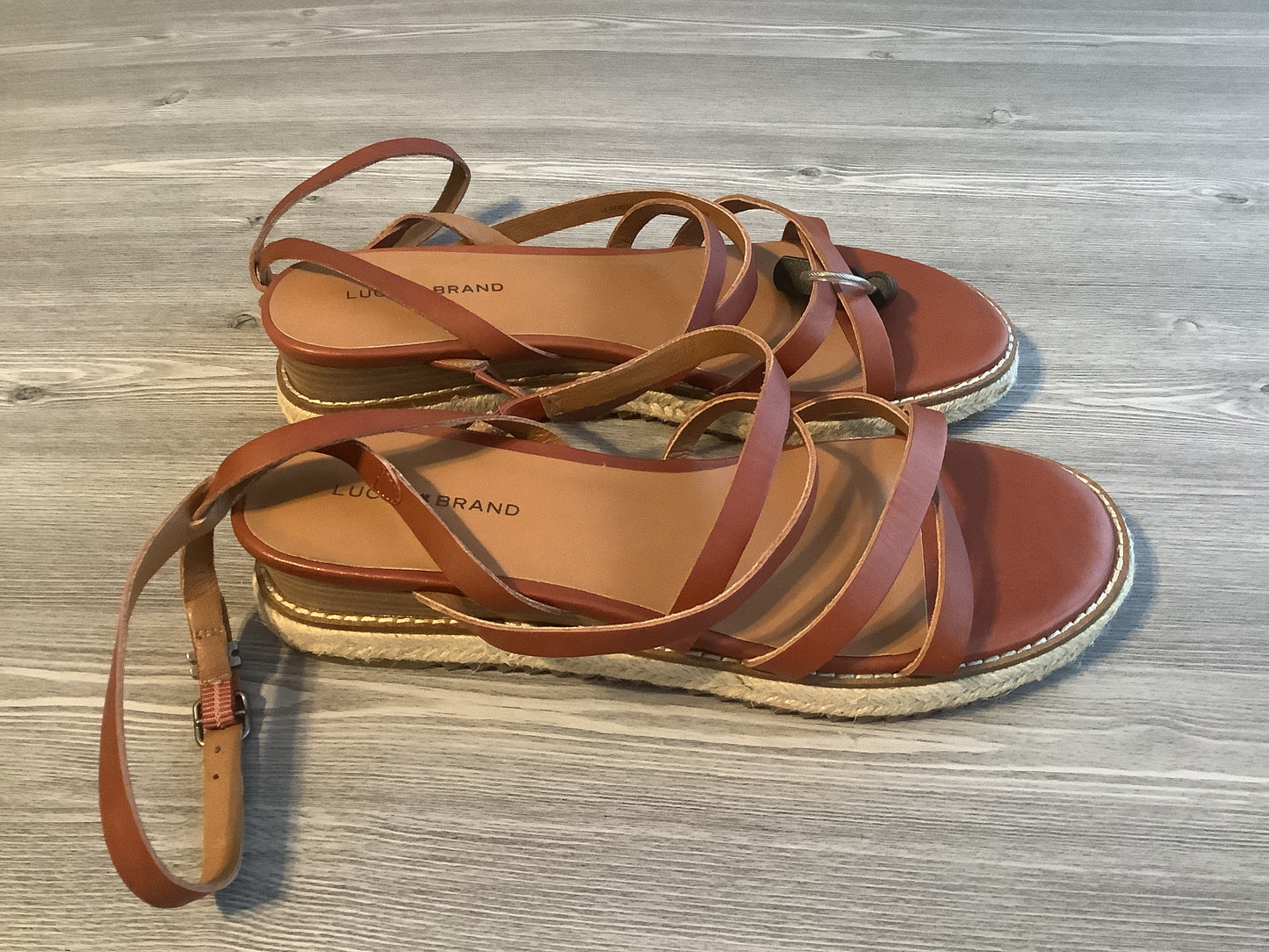 Red Sandals Flats Lucky Brand, Size 9