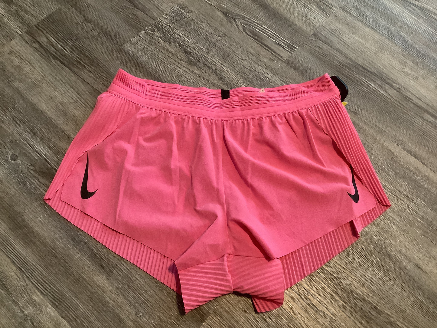 Pink Athletic Shorts Nike, Size M