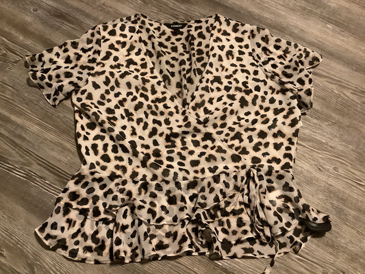 Animal Print Top Short Sleeve Express, Size S