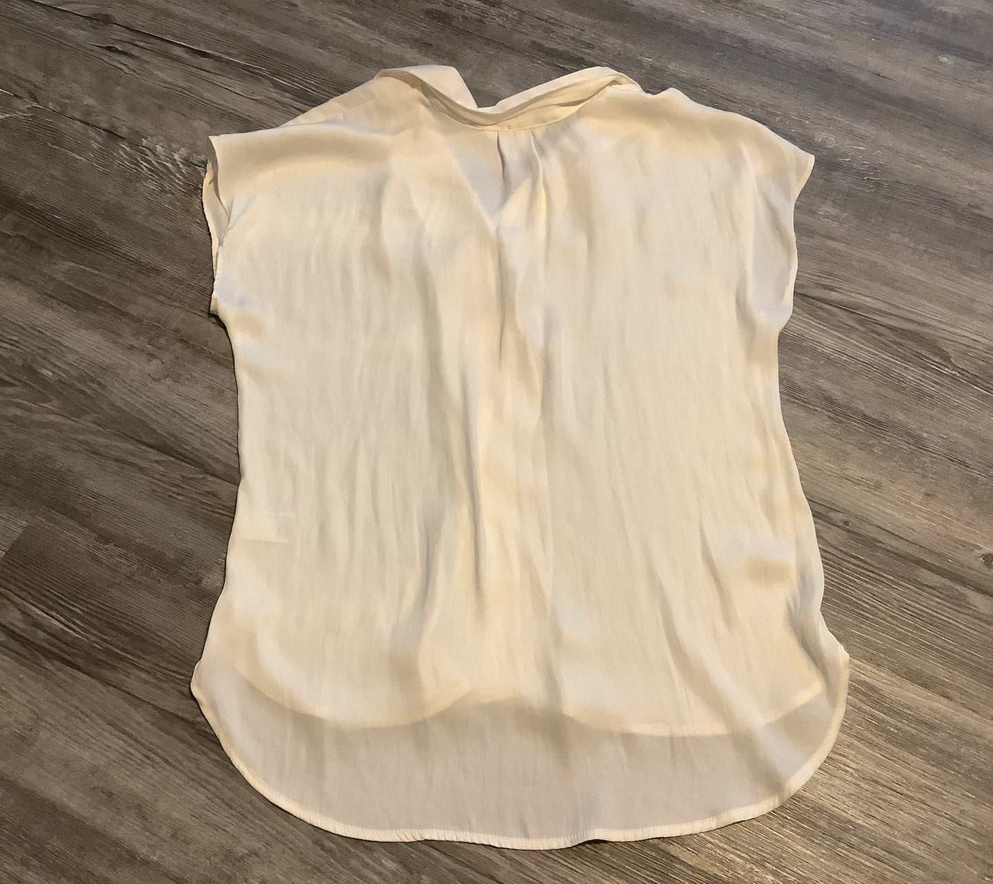 Top Sleeveless By Nine West In Cream, Size: S