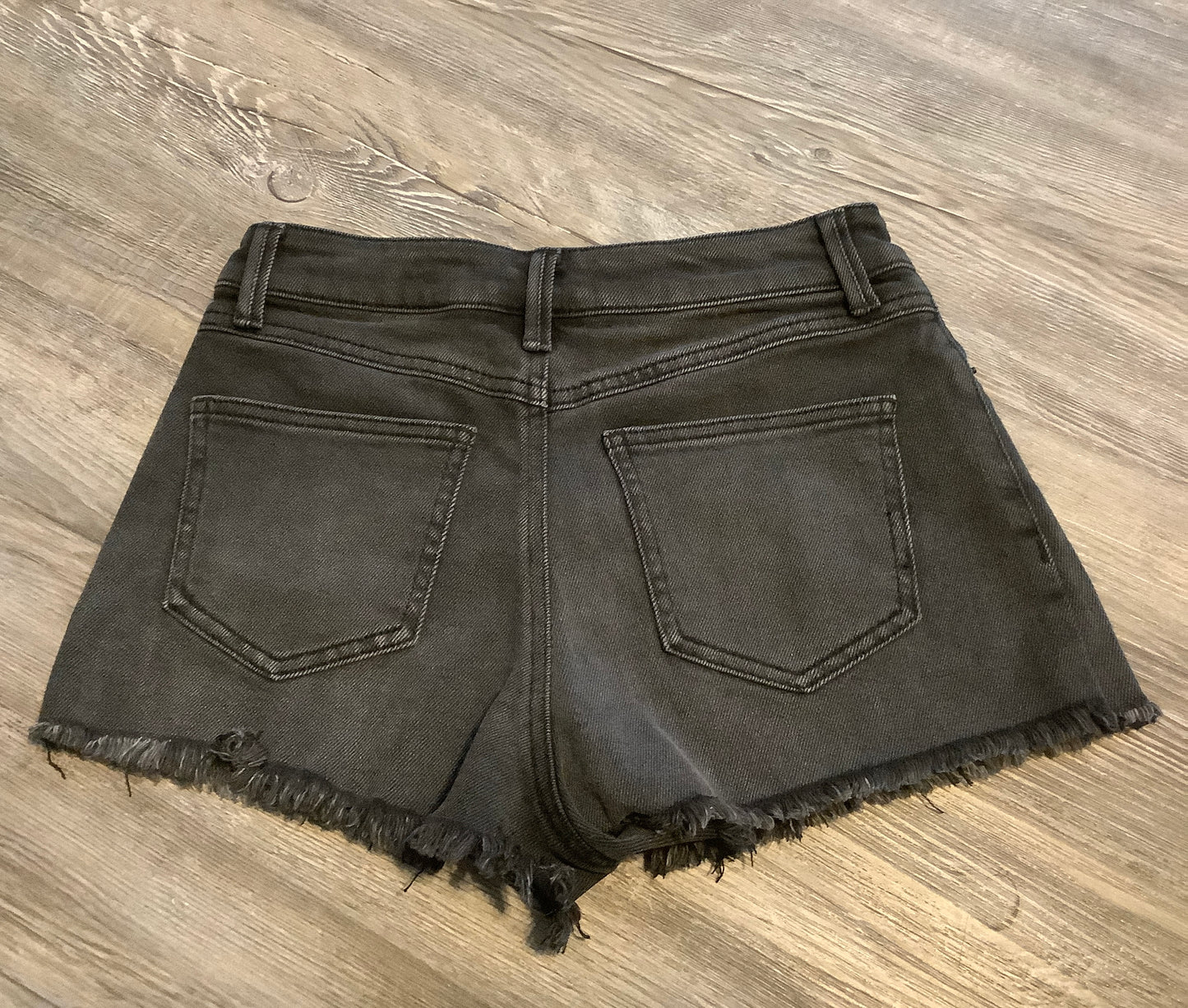 Shorts By Clothes Mentor In Grey, Size: 2