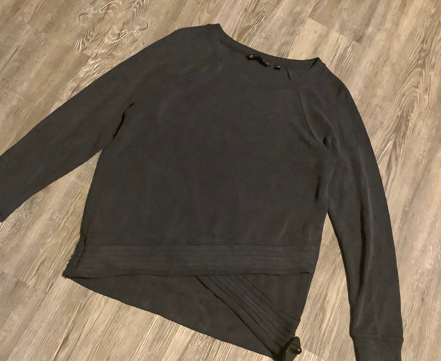 Sweater By Athletica In Grey, Size: Xs