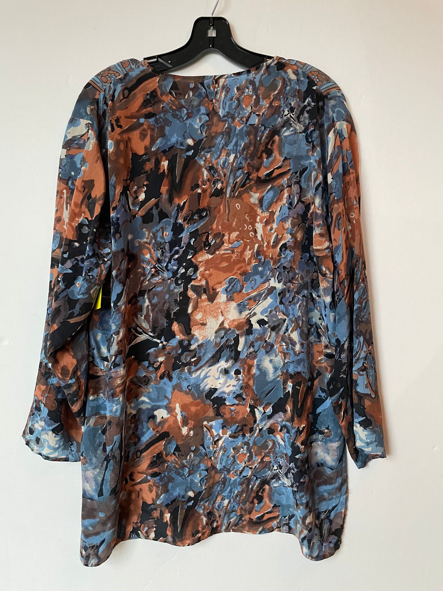 Top Long Sleeve By Tolani In Blue, Size: L