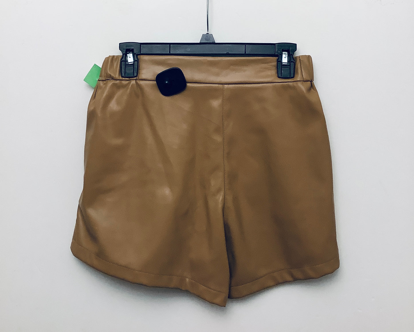 Shorts By Clothes Mentor In Tan, Size: S