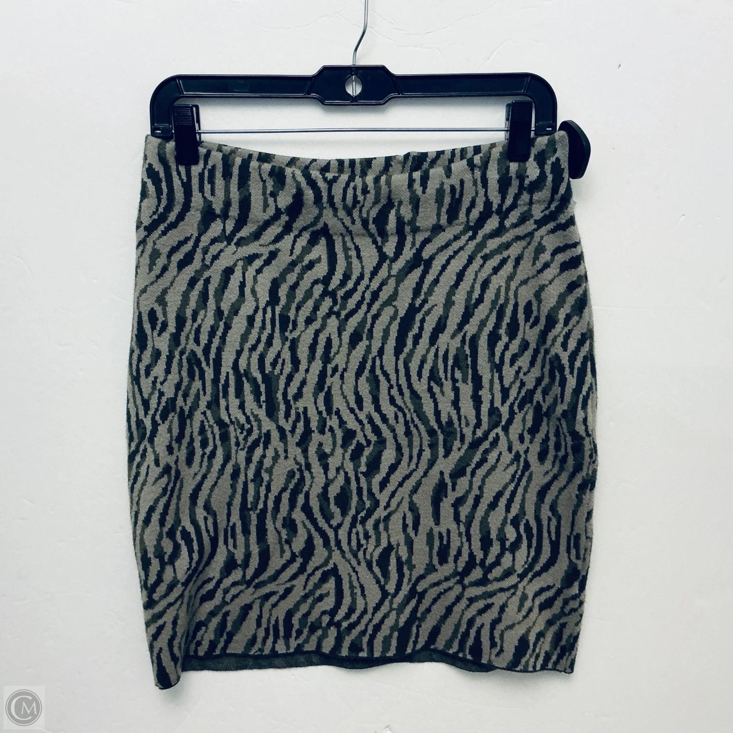 Skirt Mini & Short By Royalty In Green, Size: S