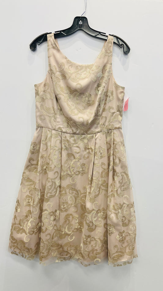 Dress Party Short By Jessica Howard In Gold & Tan, Size: L