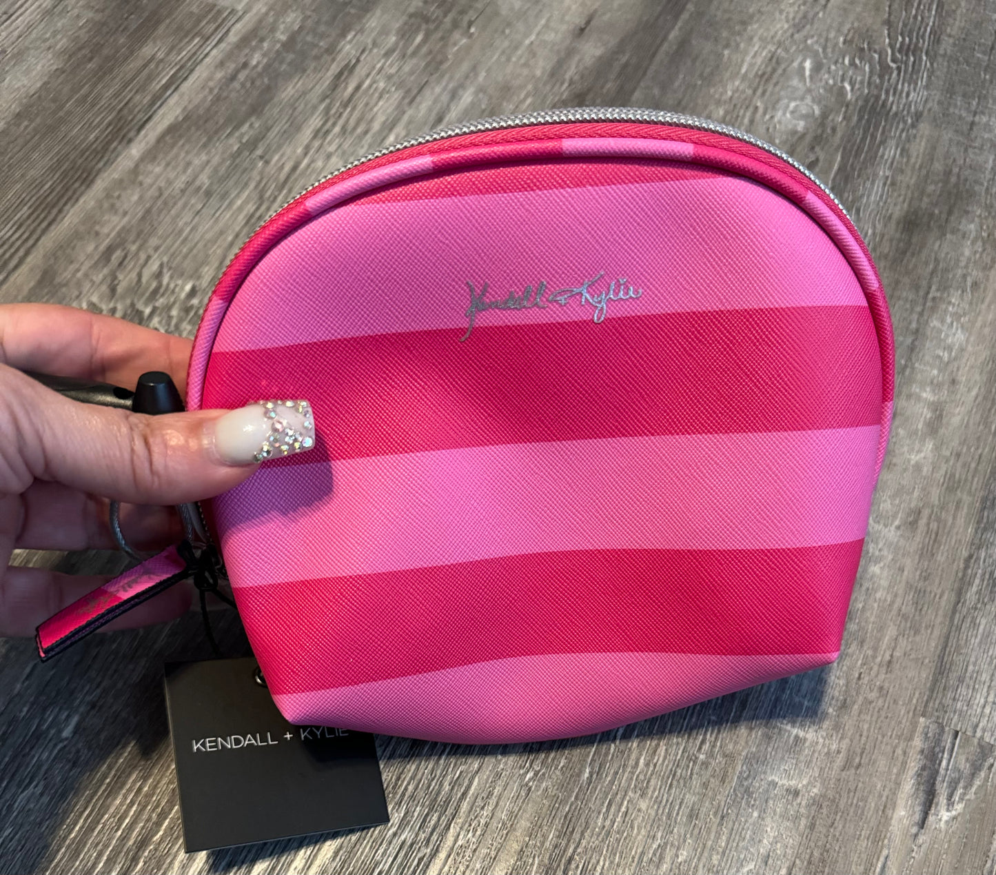 Makeup Bag By Clothes Mentor  Size: Small