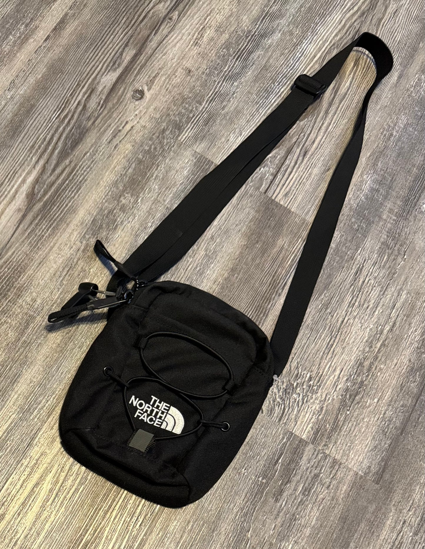 Crossbody By The North Face  Size: Small