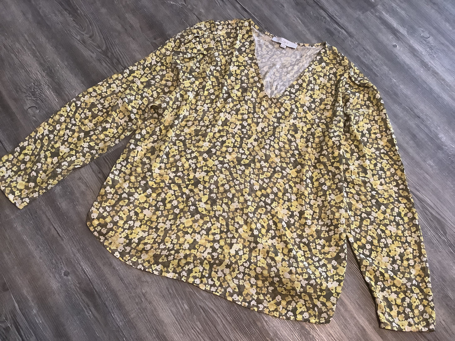 Top Long Sleeve By Loft In Yellow, Size: Xl