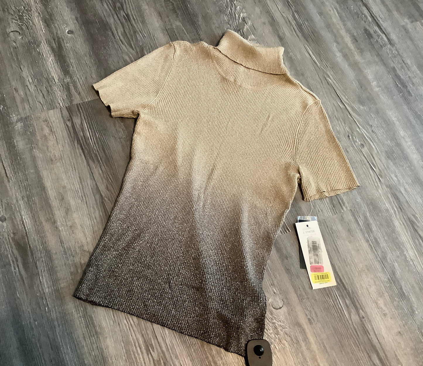 Top Short Sleeve By Nygard Peter In Tan, Size: L