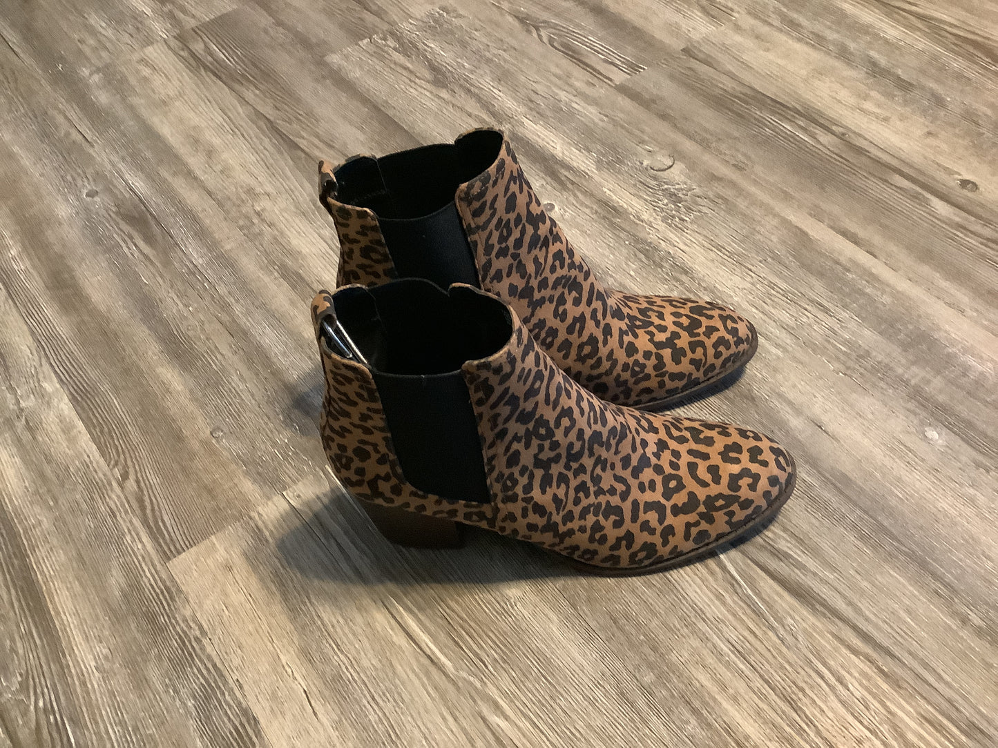 Boots Ankle Heels By Loft In Animal Print, Size: 10