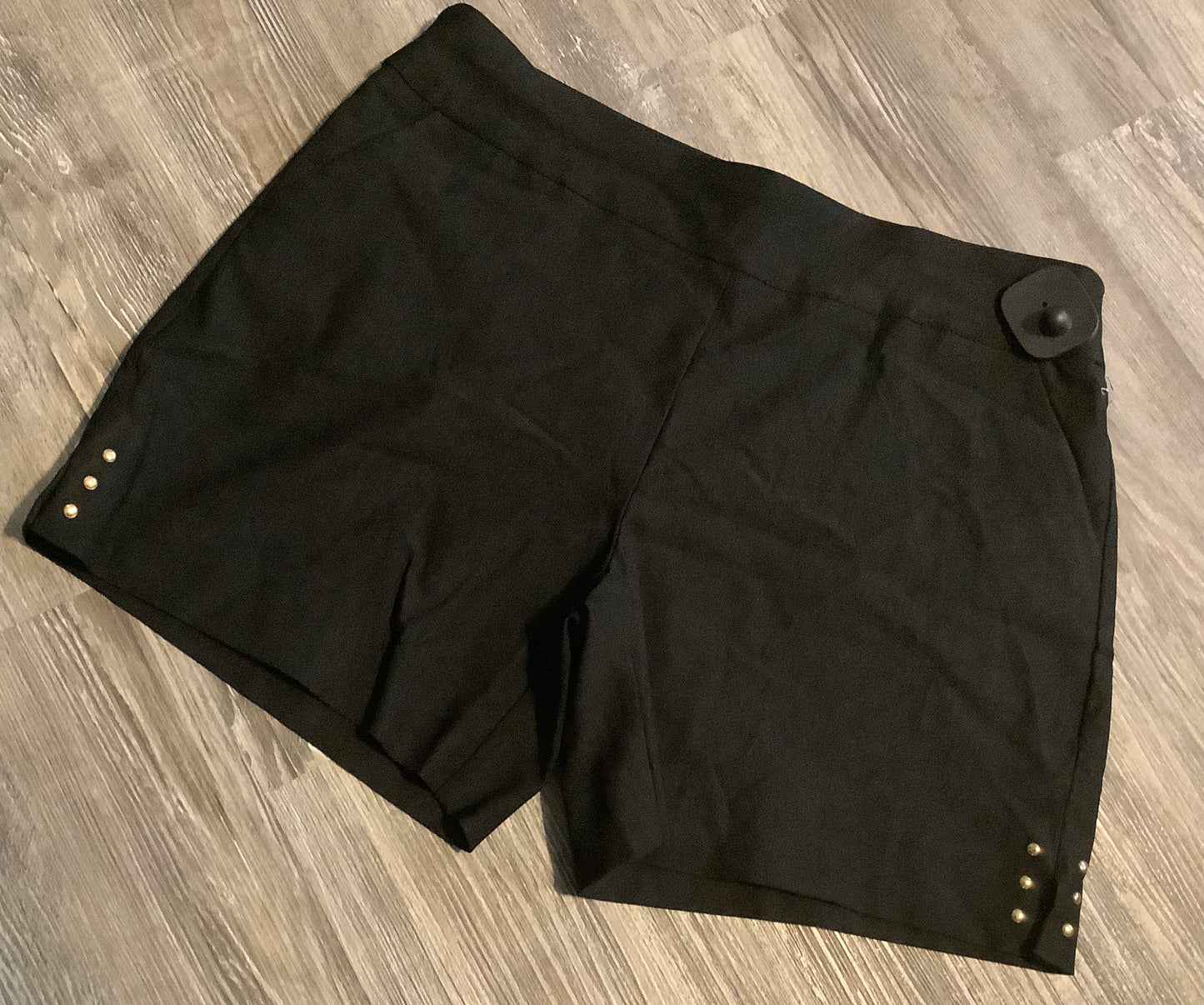 Shorts By Attyre In Black, Size: 8