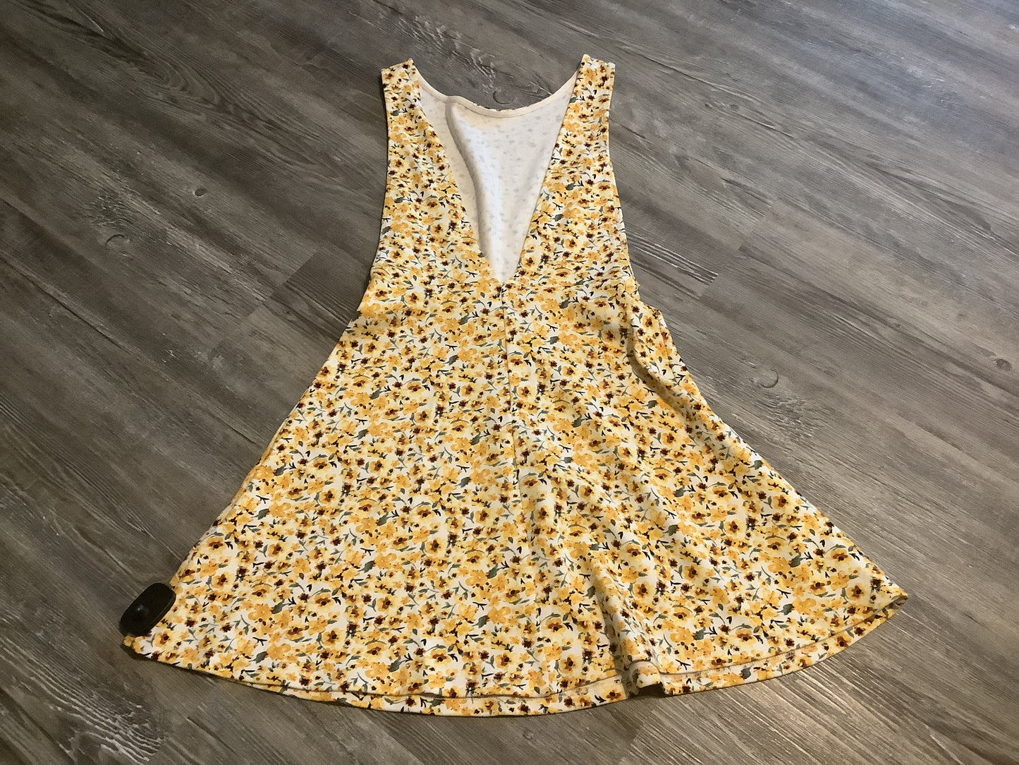 Dress Casual Short By Forever 21 In Yellow, Size: S