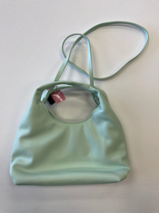 Handbag Clothes Mentor, Size Medium