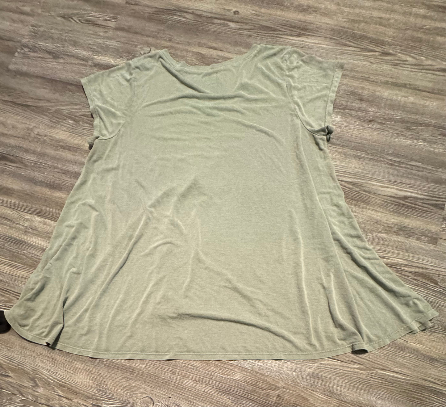 Top Short Sleeve Basic By Mumu  Size: L