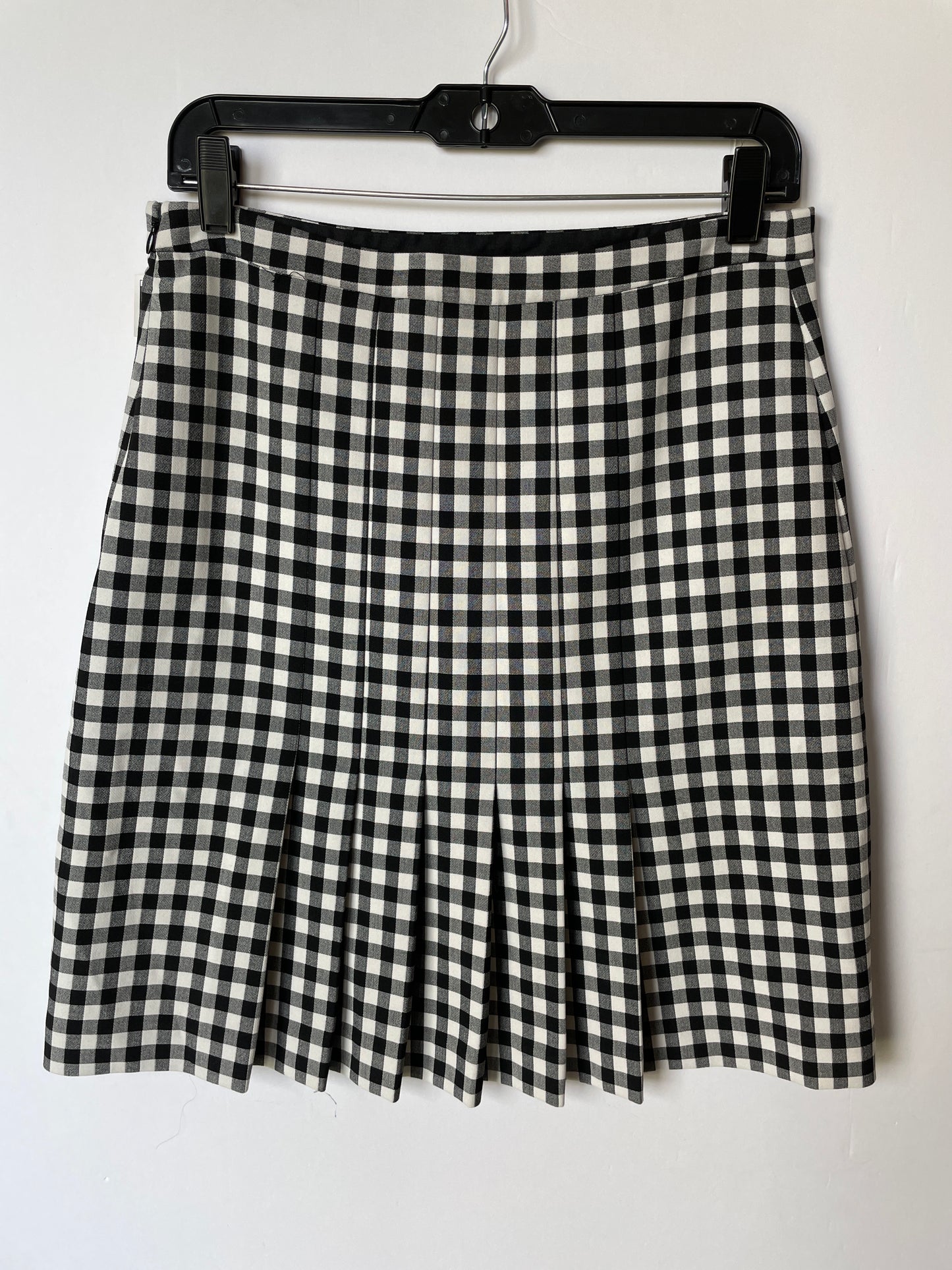 Skirt Mini & Short By Diane Von Furstenberg  Size: 10