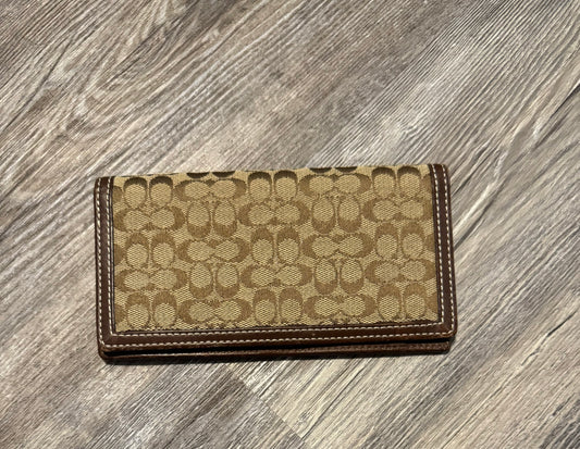 Wallet By Coach O  Size: Medium