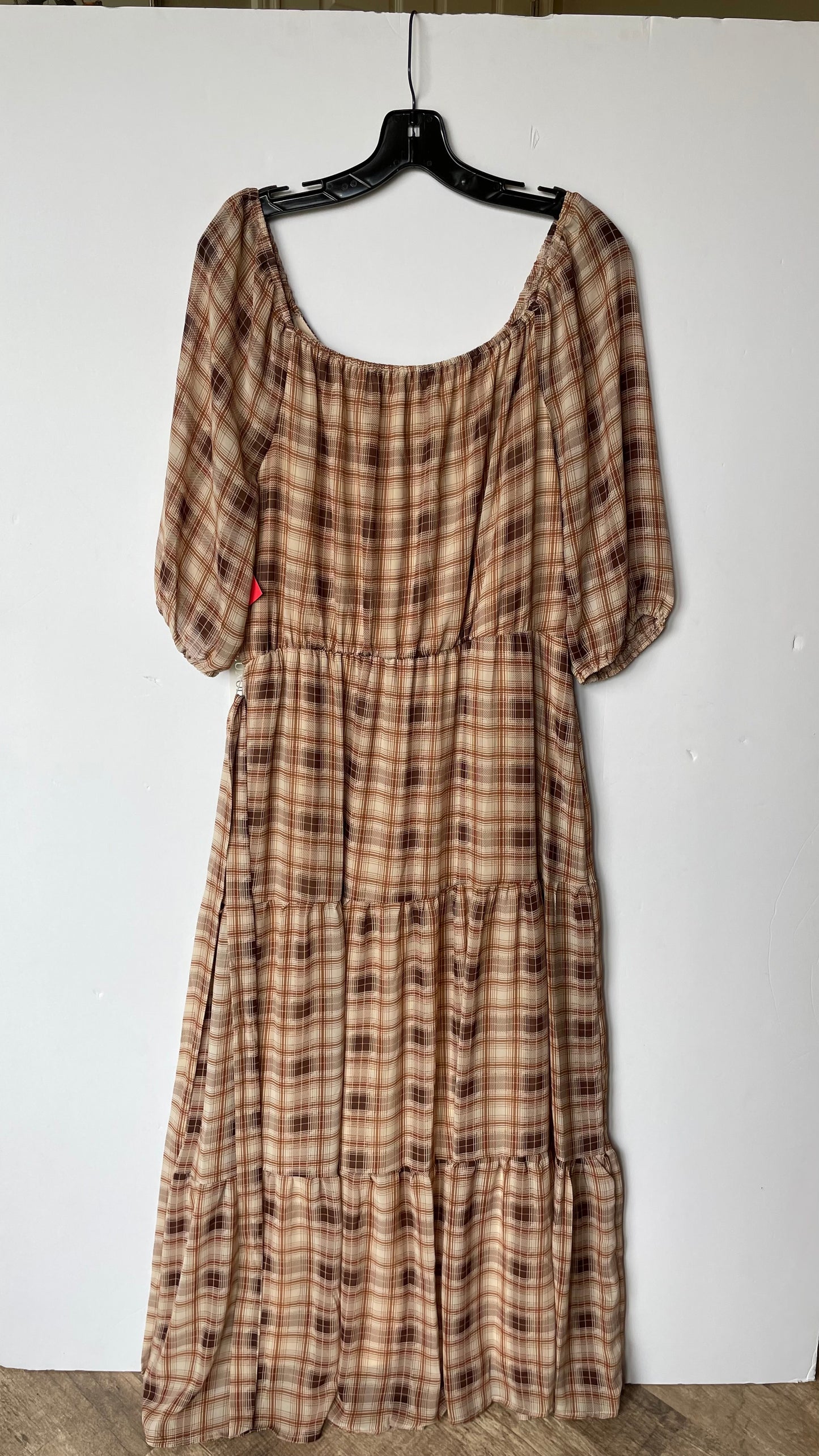 Dress Casual Maxi By Luxology  Size: L