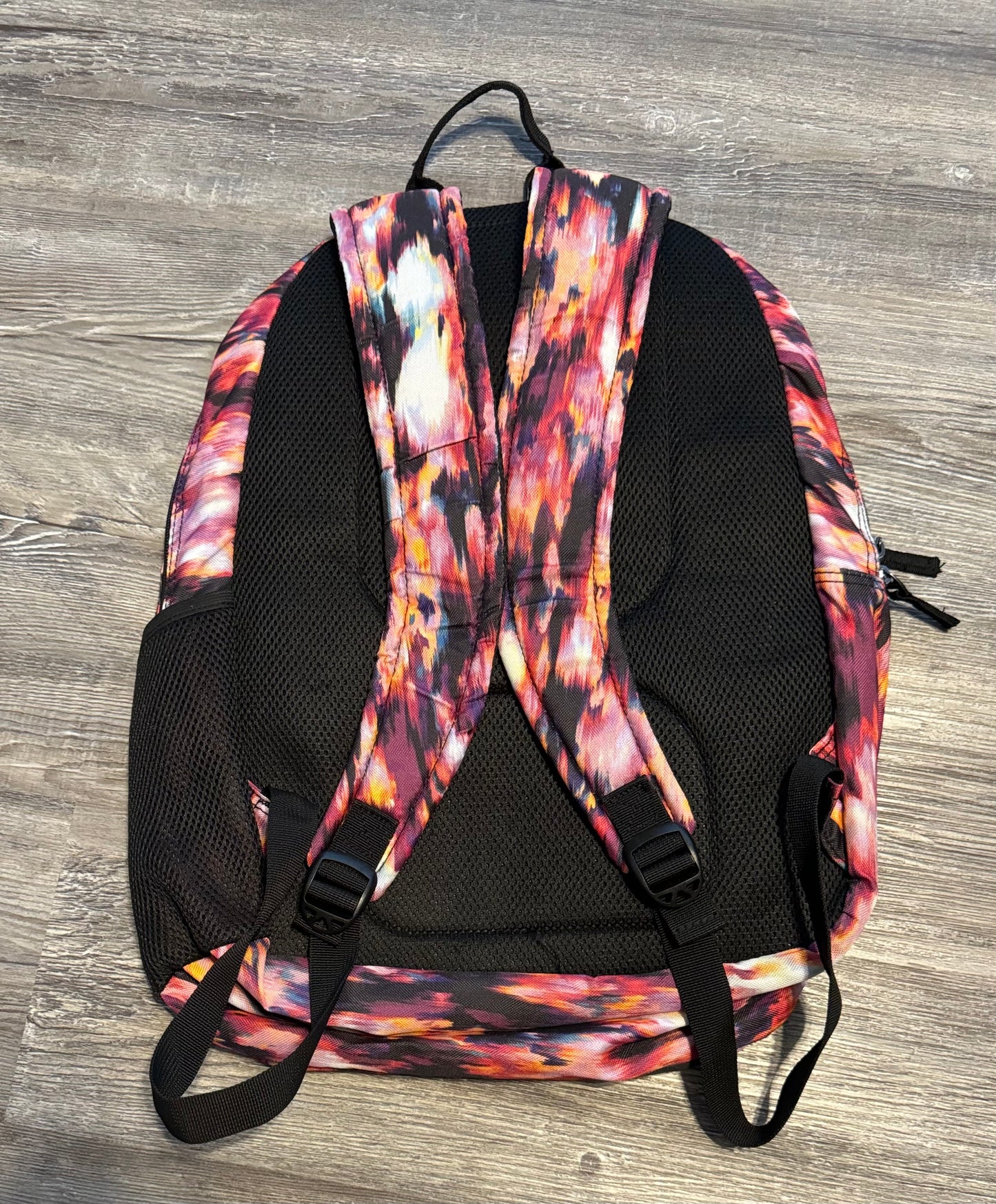 Backpack By Kenneth Cole  Size: Medium